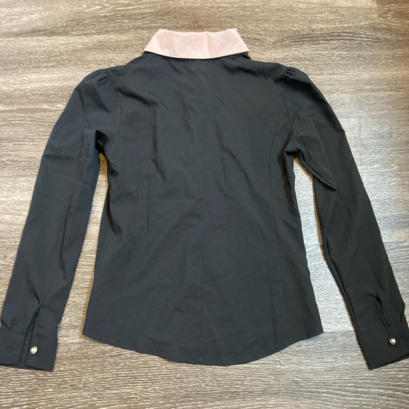 Button Front Long Sleeve Blouse - Picture 8 of 12